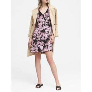 🦩Banana Republic 🦩 Floral Shift Dress
